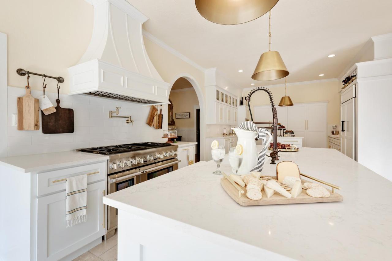 The Plantation House Boutique Inn Pflugerville Eksteriør bilde